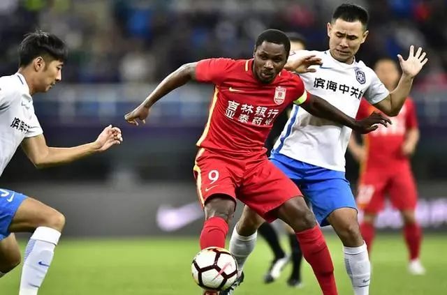 拉齐奥锋线引援锁定英超锋霸斯特林  